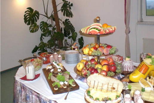 Greenline Hotel Hellfeld Neubrandenburg Esterno foto