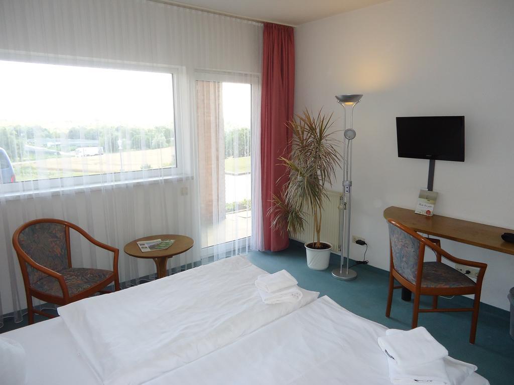 Greenline Hotel Hellfeld Neubrandenburg Camera foto
